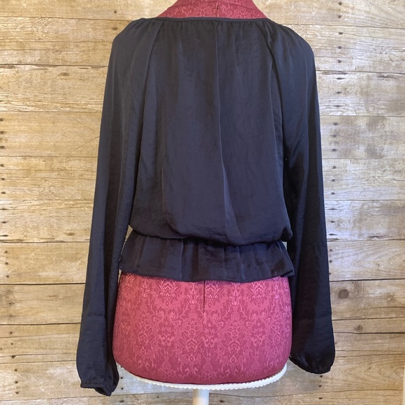 Michael Kors navy long sleeve peplum Sz M - Picture 2 of 4